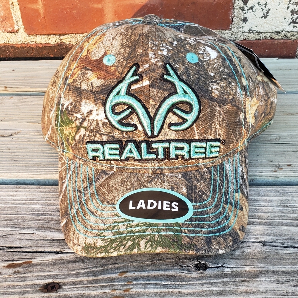 NWT Realtree Ladies Cap with Teal and Camouflage